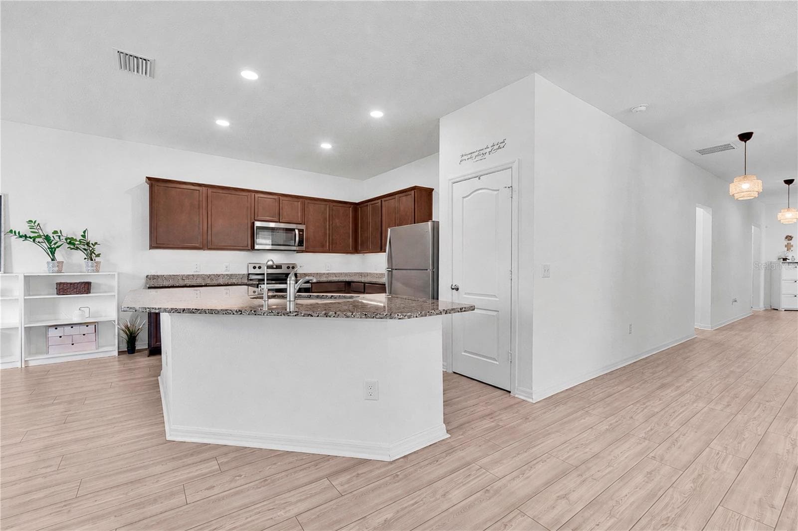 Single Family Residence at 5261 FEZ CT, BROOKSVILLE, photo 10 of 37