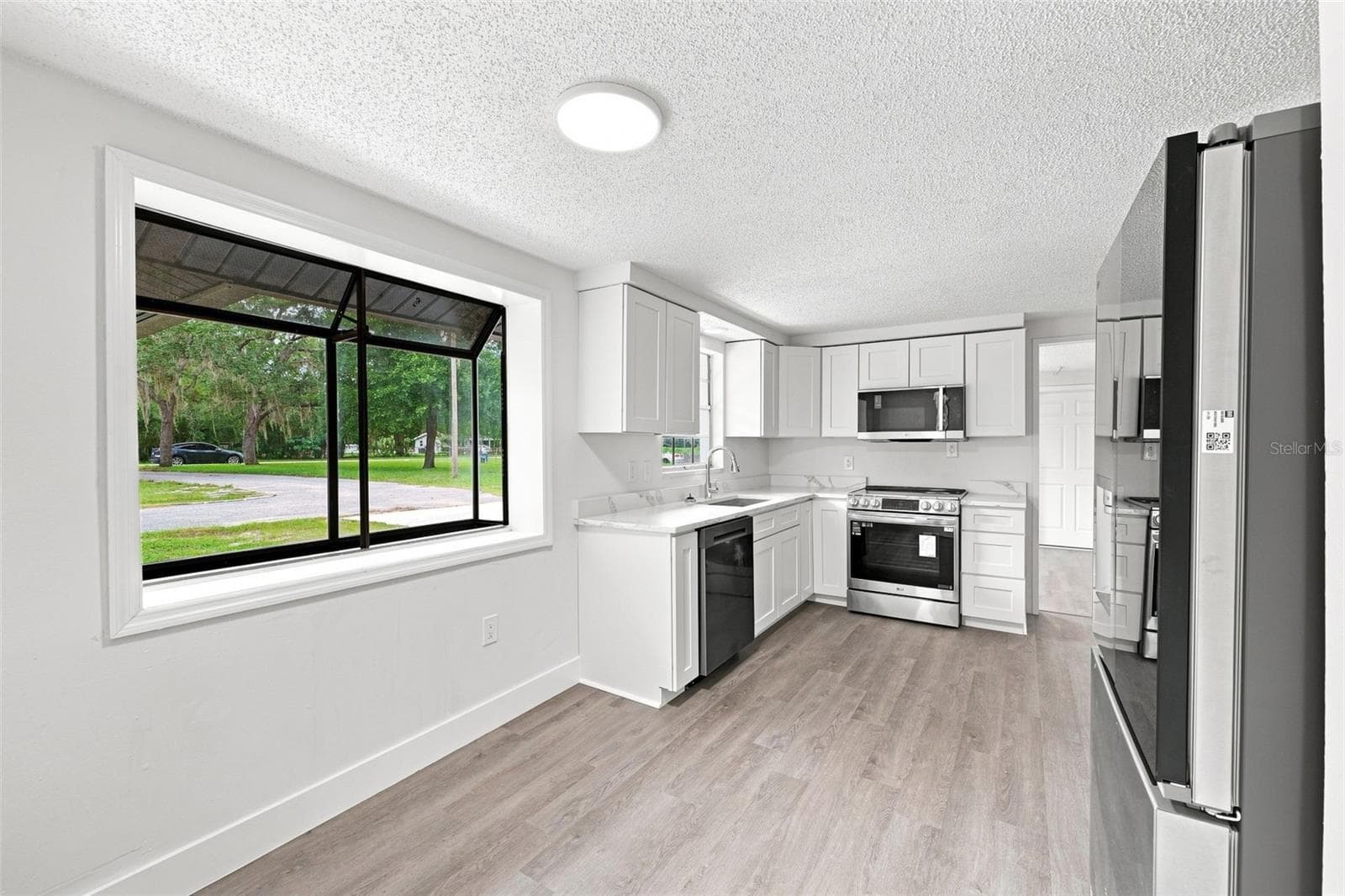 Single Family Residence at 11666 SEMINOLE DR, NEW PORT RICHEY, photo 7 of 52