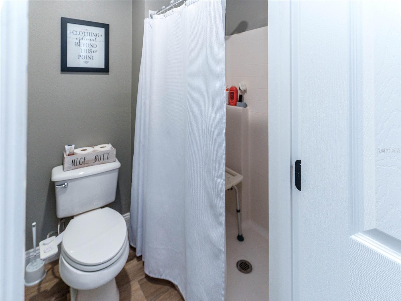 Primary Bath Shower Area W Closing Door - 2722 HEATHGATE WAY, LAND O LAKES