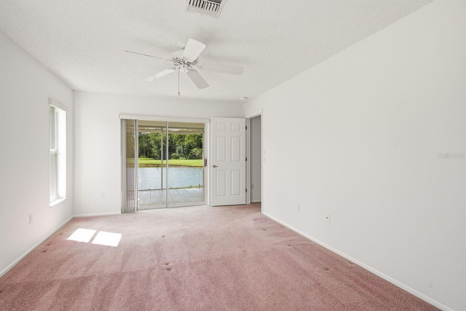 Formal Dining w/ a View - 6639 SUN POINT CT, NEW PORT RICHEY