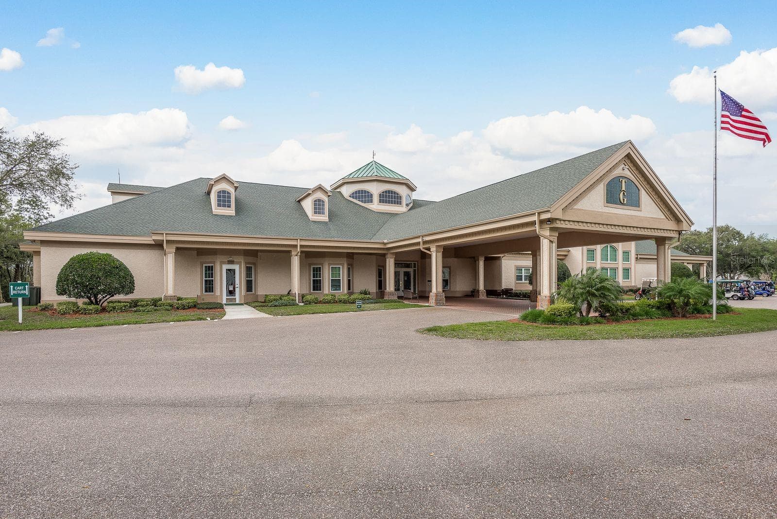 Clubhouse and Social Central w/ full service bar & restaurant! - 6639 SUN POINT CT, NEW PORT RICHEY