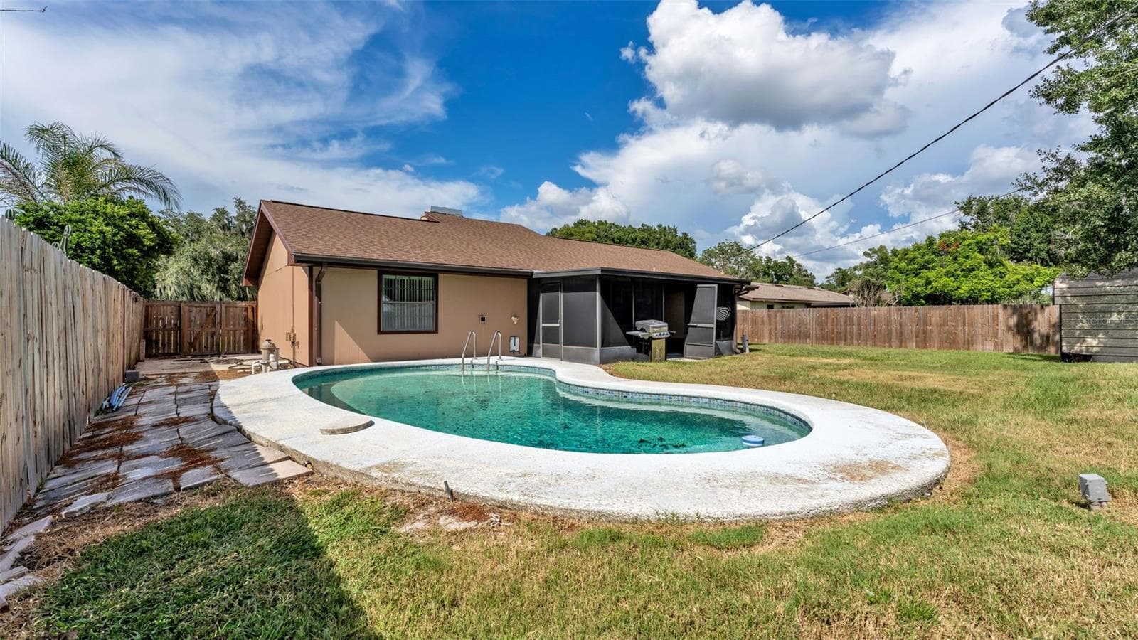 Single Family Residence at 2236 COUNTRY LOOP N, LAKELAND, photo 32 of 36