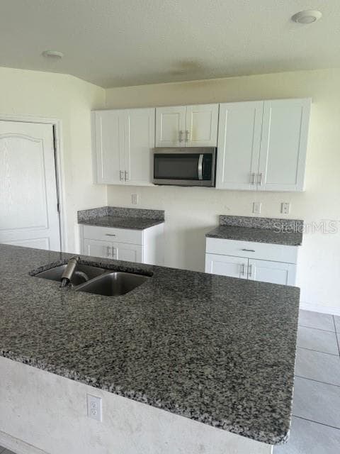 This Kitchen needs a new Chef. Are you the one? - 1550 OAK RESERVE DR, KISSIMMEE