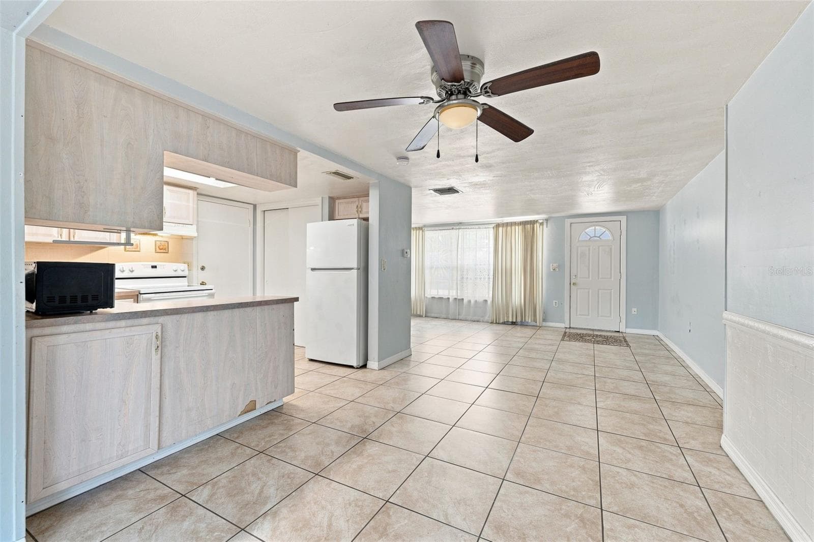Dining open to Kitchen - 3431 OVERLAND DR, HOLIDAY