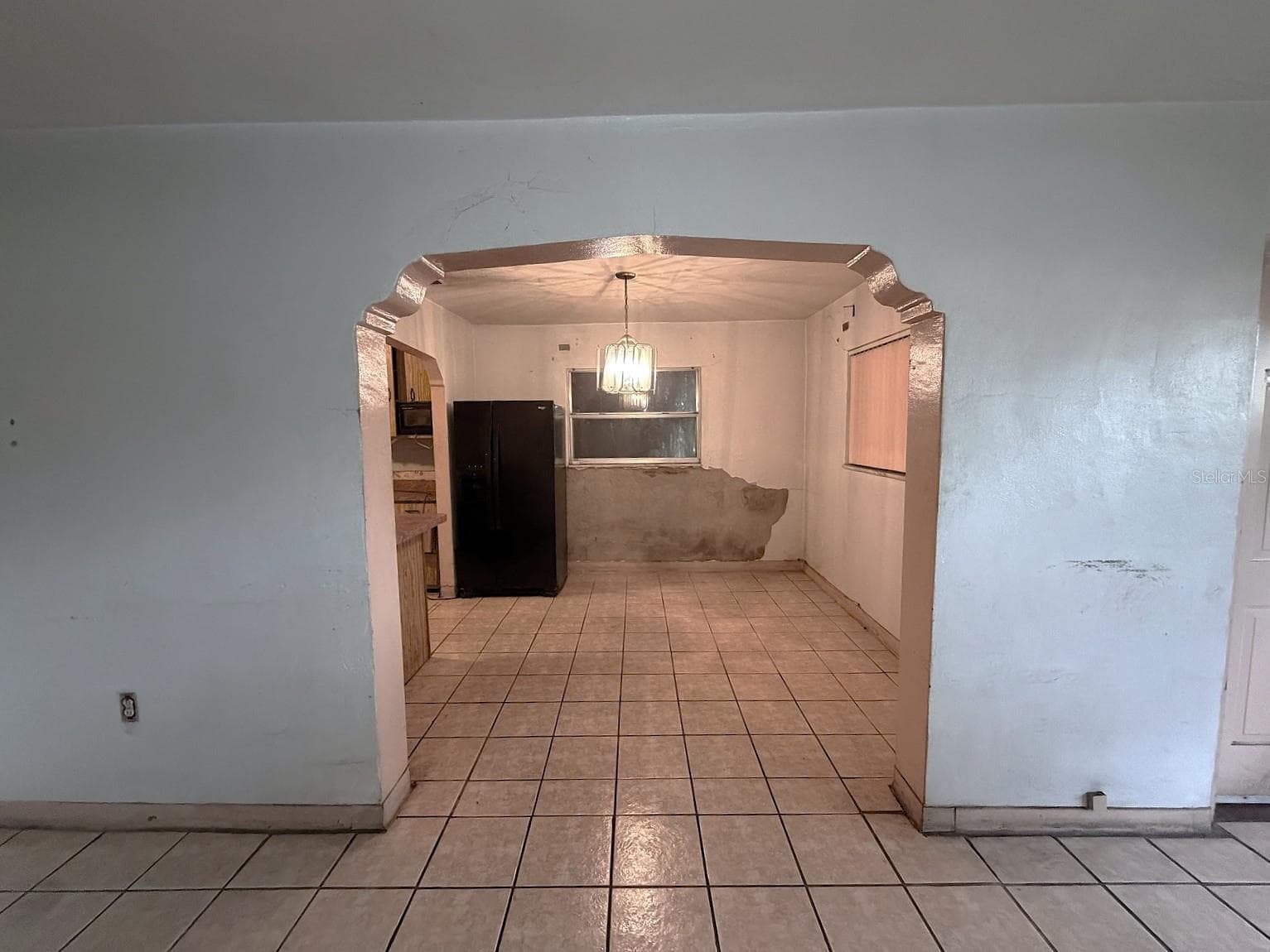 Single Family Residence at 3801 E OSBORNE AVE, TAMPA, photo 5 of 33