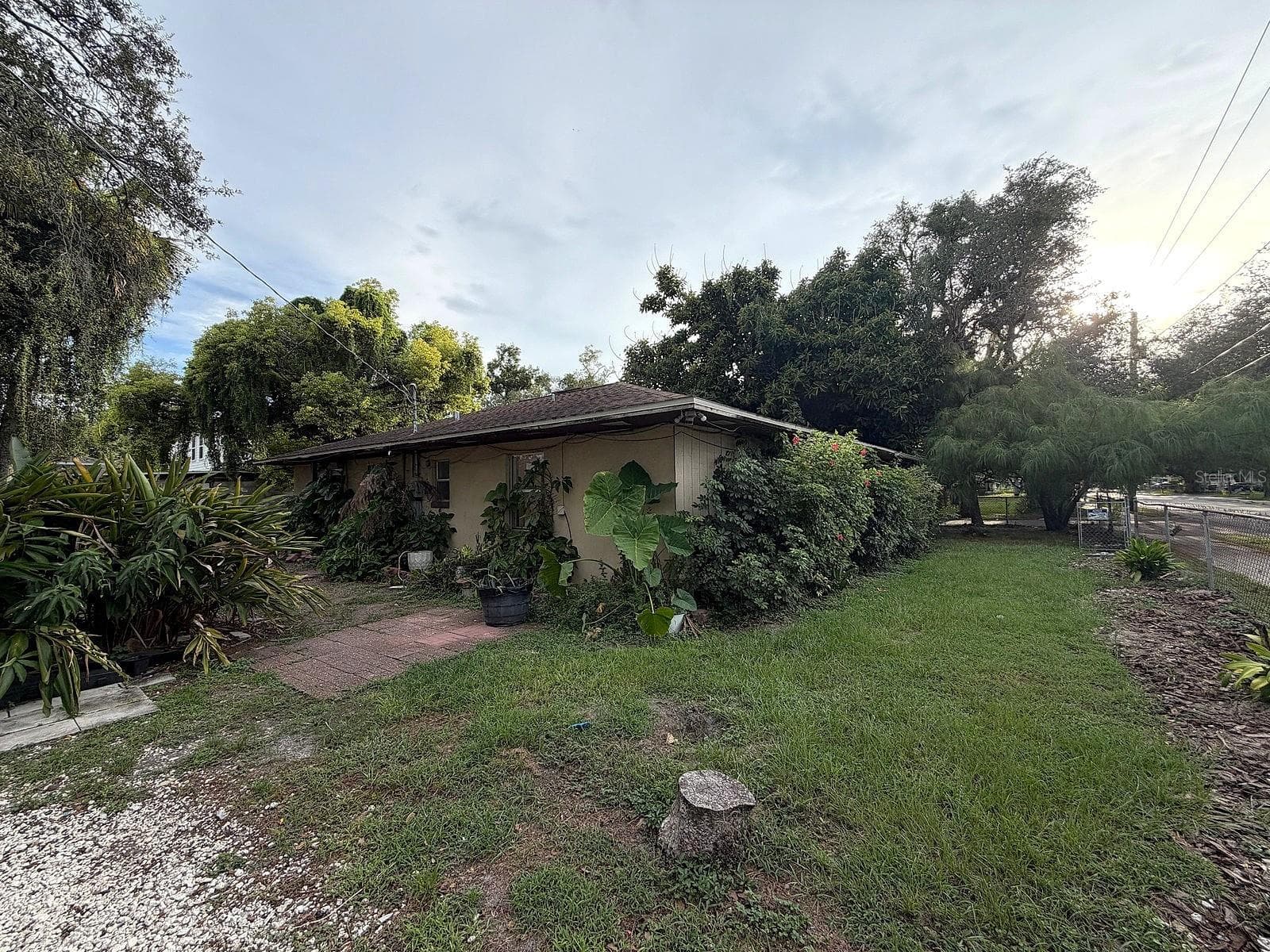 Single Family Residence at 3801 E OSBORNE AVE, TAMPA, photo 27 of 33