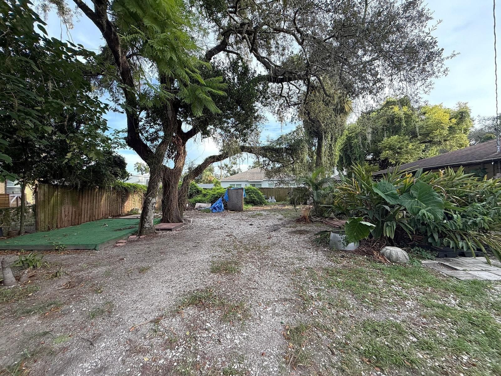 Single Family Residence at 3801 E OSBORNE AVE, TAMPA, photo 29 of 33