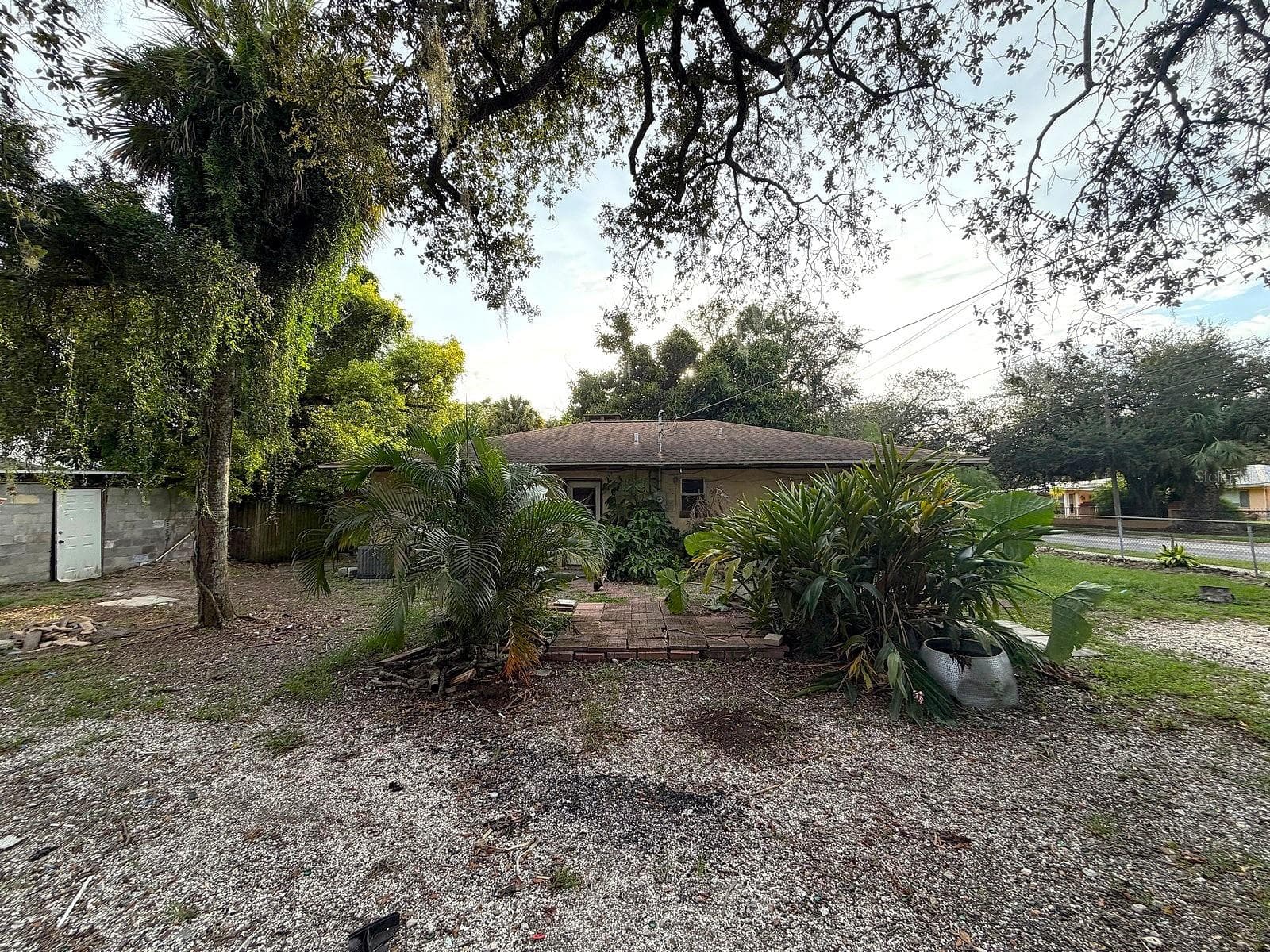 Single Family Residence at 3801 E OSBORNE AVE, TAMPA, photo 30 of 33