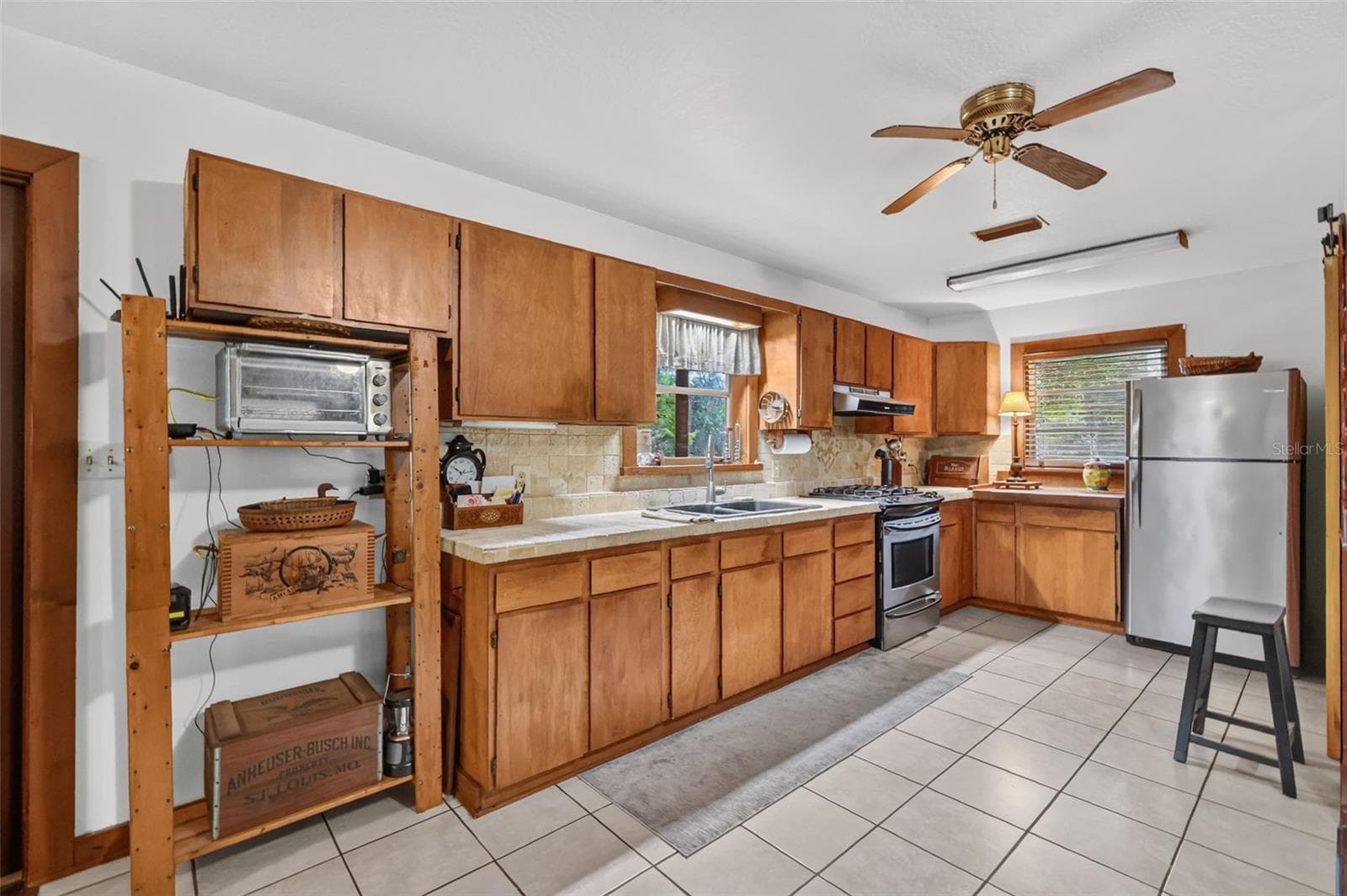 Additional angled view showing another window - 24939 OLD DEER RD, PAISLEY