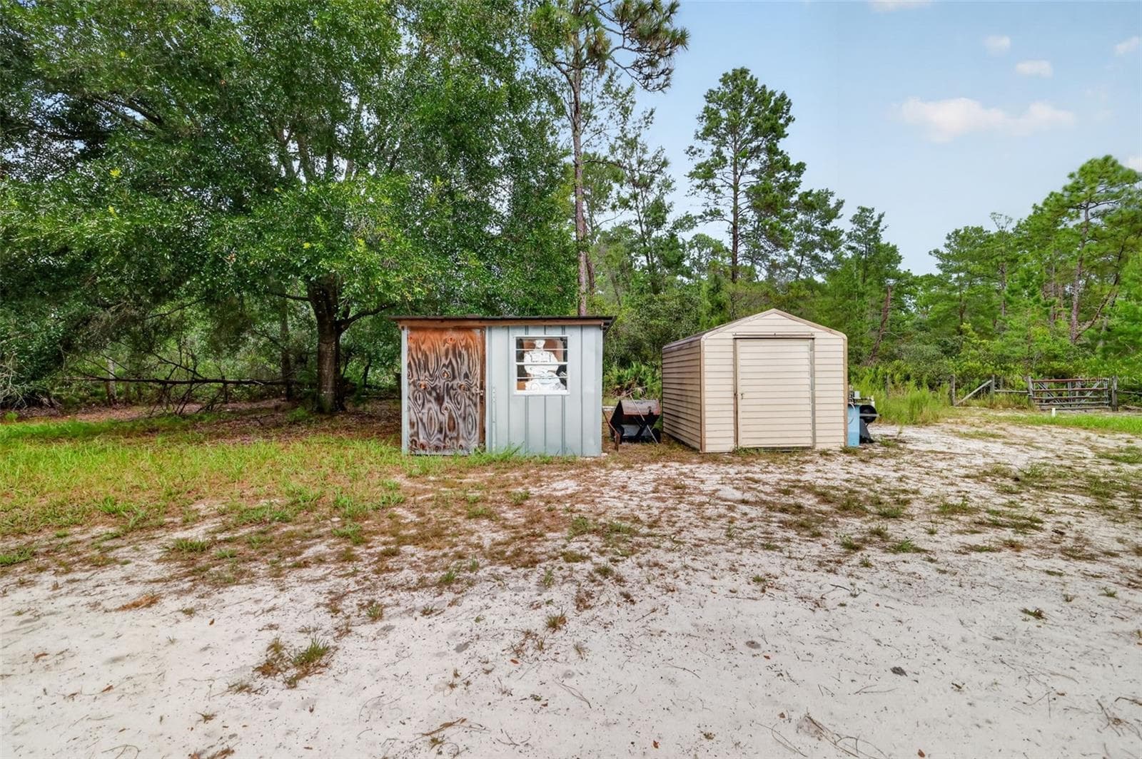Two storage sheds on the property - 24939 OLD DEER RD, PAISLEY