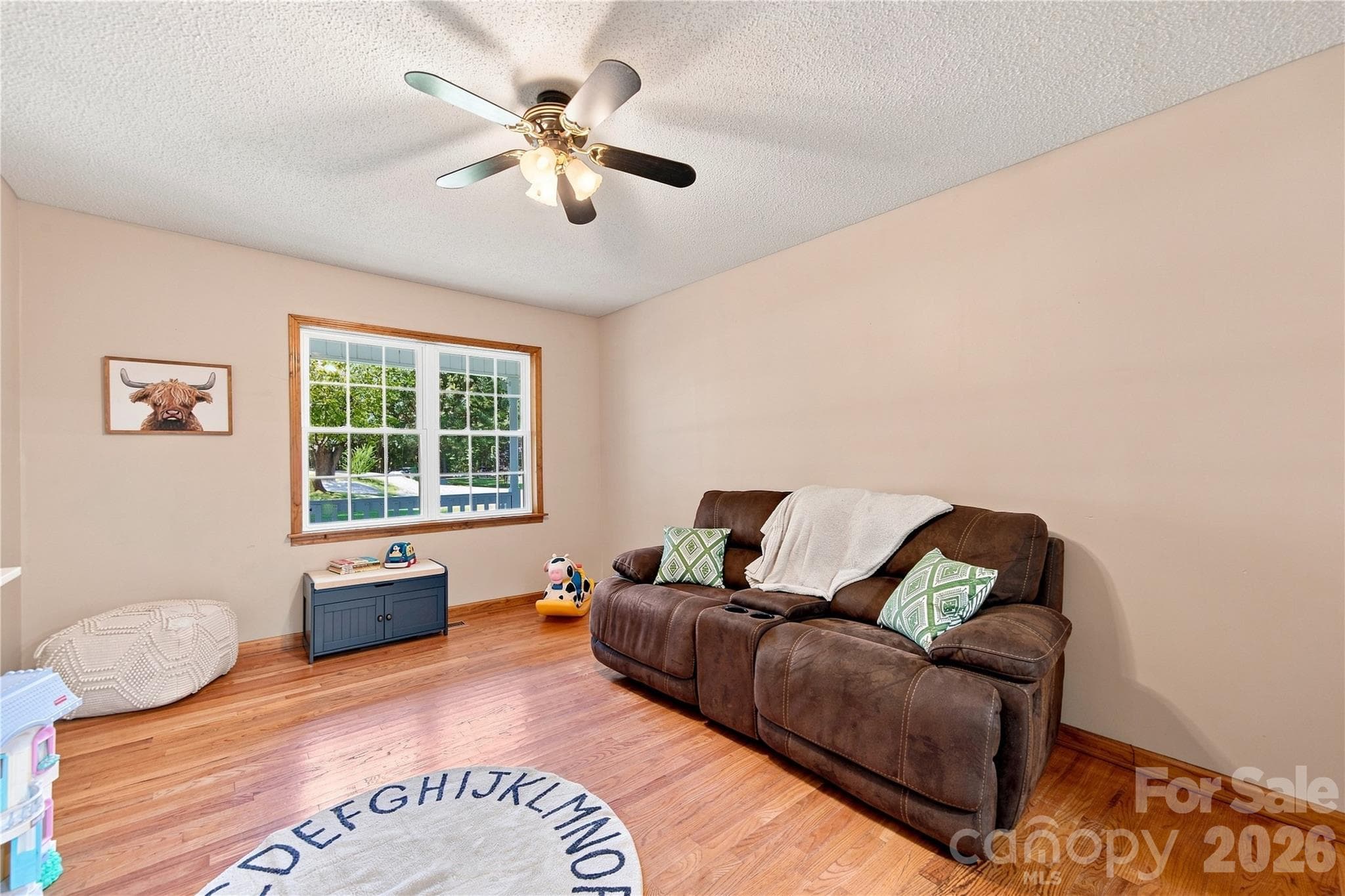 Single Family Residence at 122 Providence Place, York, photo 9 of 45