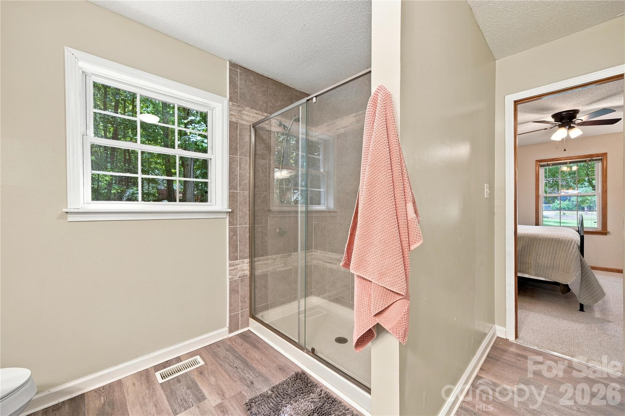 Single Family Residence at 122 Providence Place, York, photo 16 of 45
