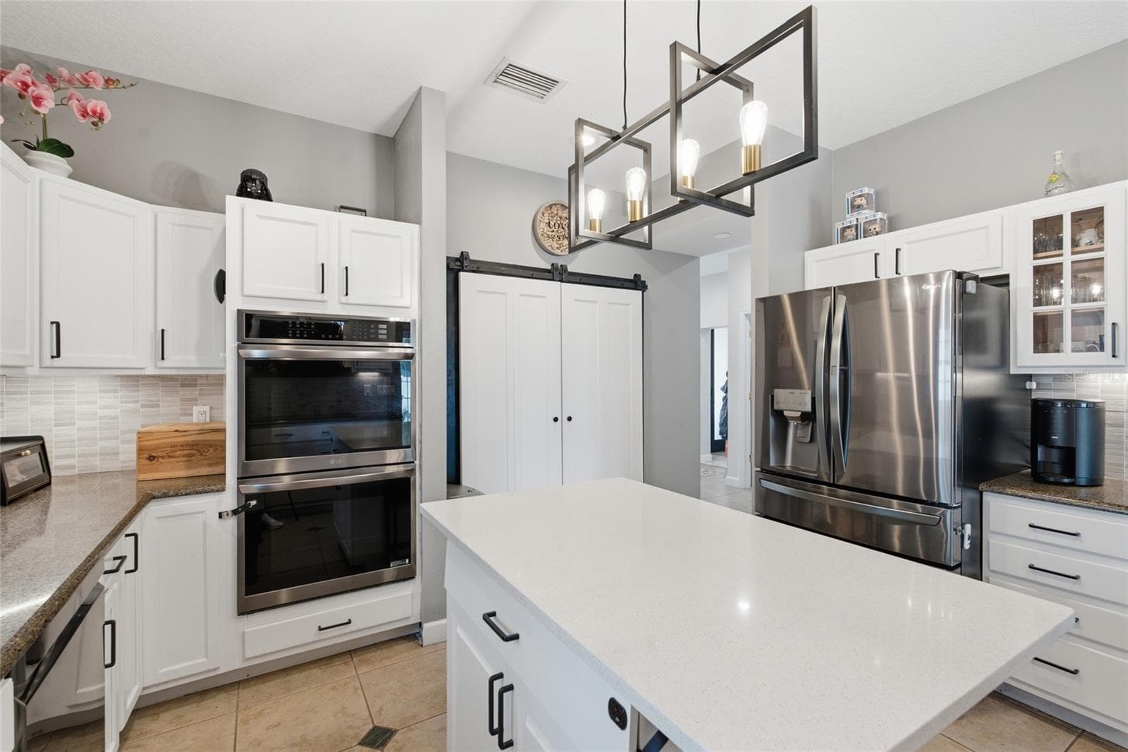 Single Family Residence at 1873 64TH AVE N, ST PETERSBURG, photo 18 of 59