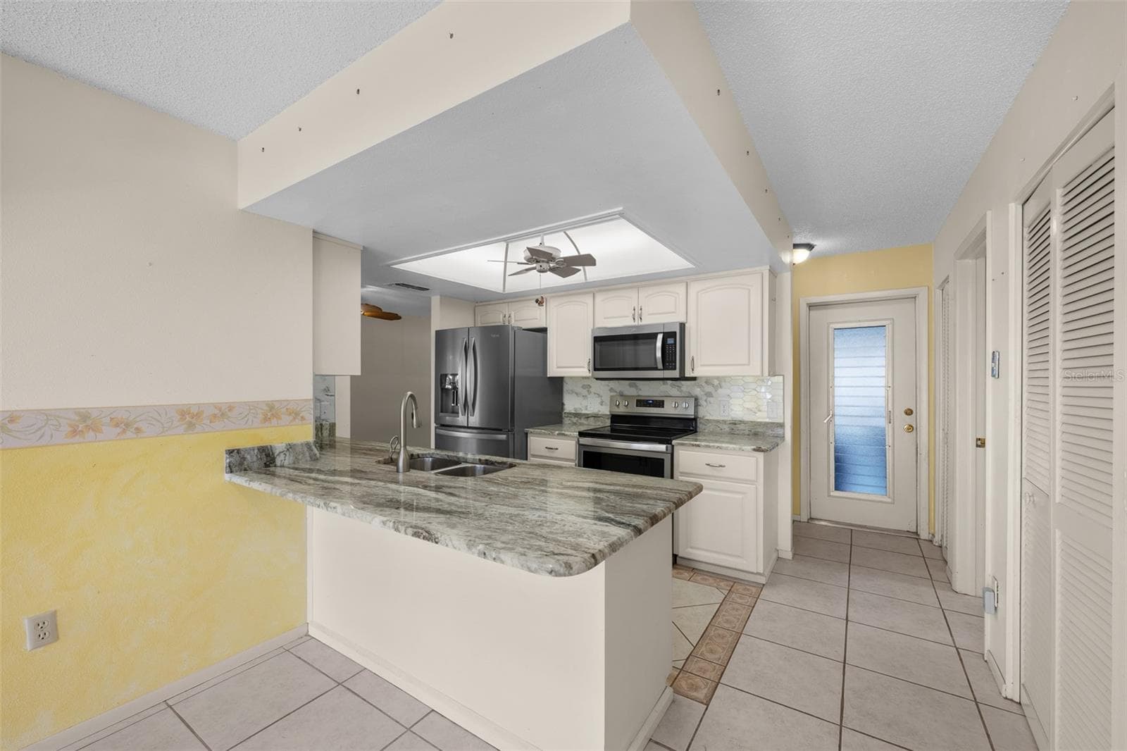 Single Family Residence at 8643 GOLD PINE DR, PORT RICHEY, photo 12 of 32
