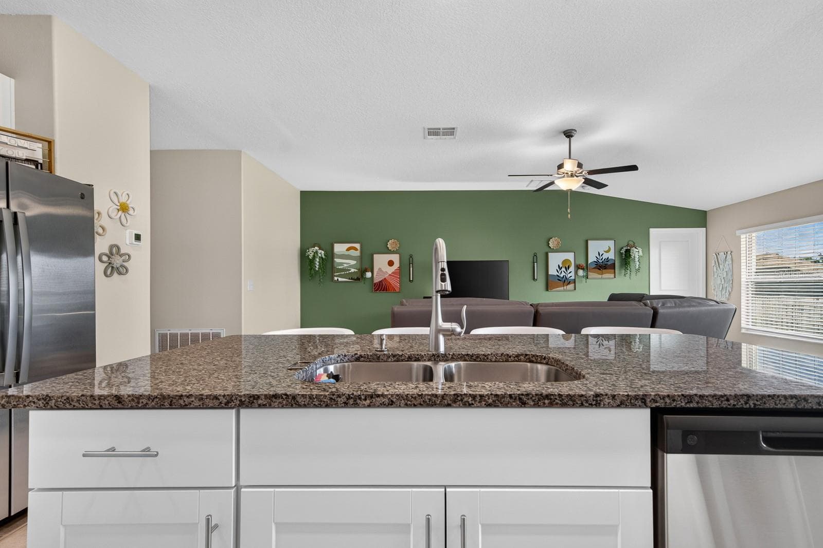 Single Family Residence at 12826 WILDFLOWER MEADOW DR, RIVERVIEW, photo 11 of 60