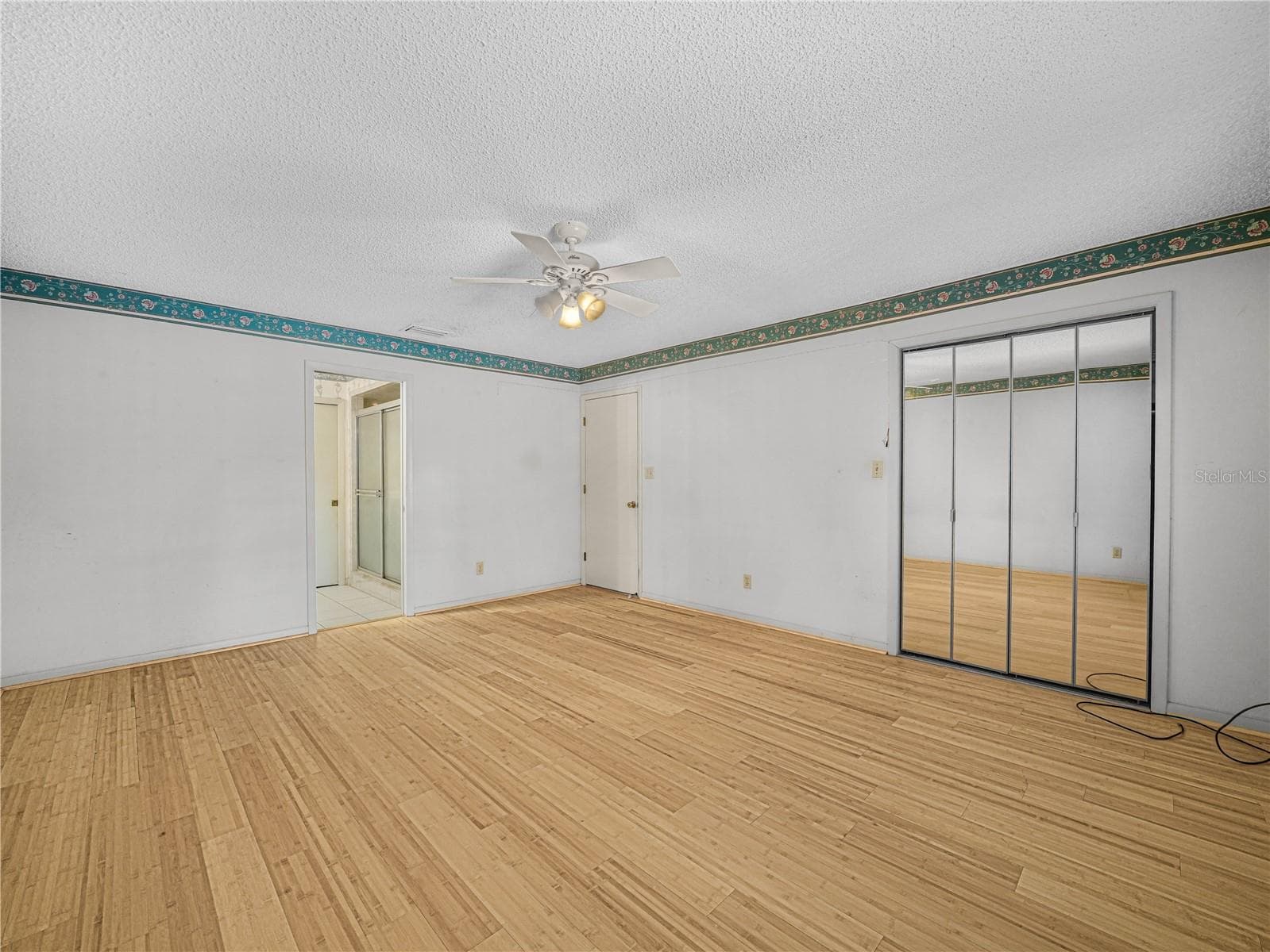 Main Bedroom - 6050 LUNN RD, LAKELAND