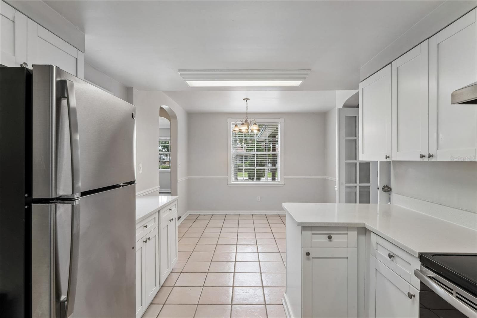 Single Family Residence at 14623 SUNSET DR, LARGO, photo 7 of 24