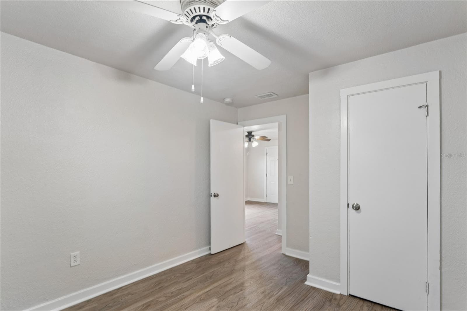 Single Family Residence at 14623 SUNSET DR, LARGO, photo 21 of 24