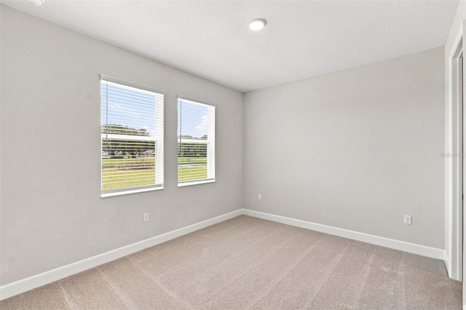 Single Family Residence at 17036 OVERSTORY RD, ORLANDO, photo 9 of 44