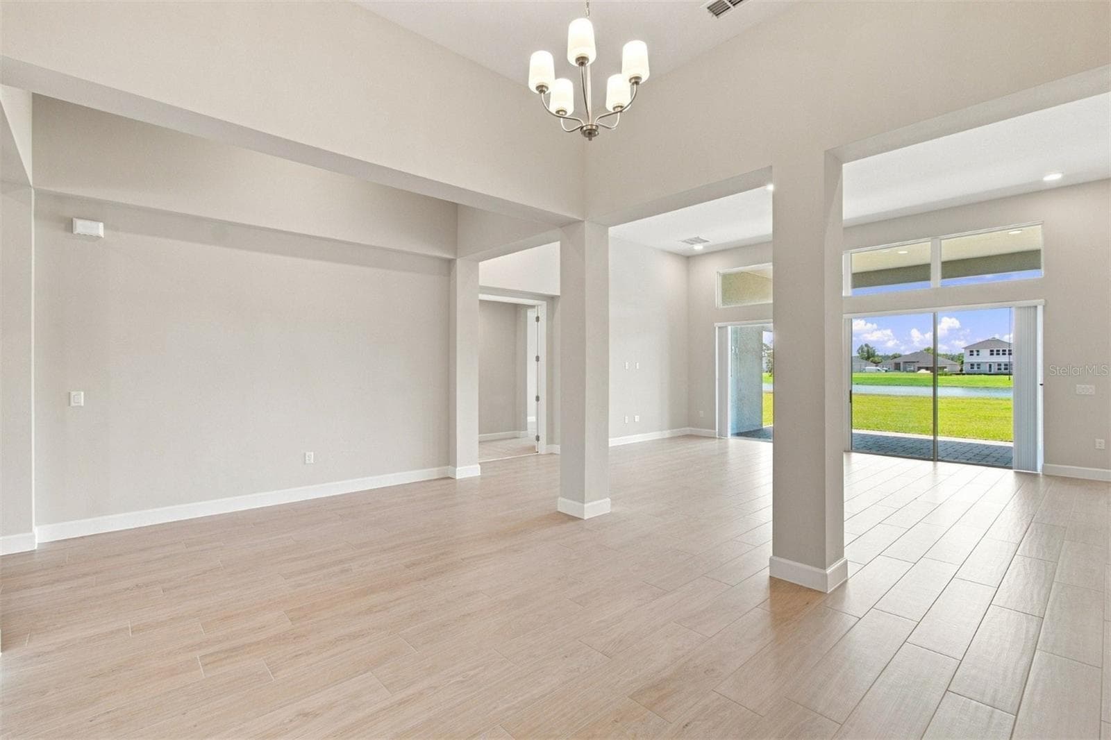 Single Family Residence at 17036 OVERSTORY RD, ORLANDO, photo 14 of 44