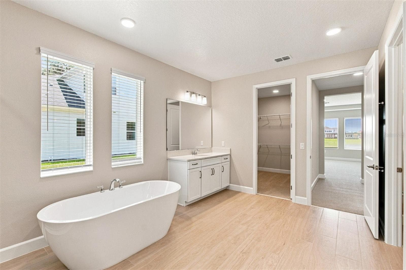 Single Family Residence at 17036 OVERSTORY RD, ORLANDO, photo 26 of 44