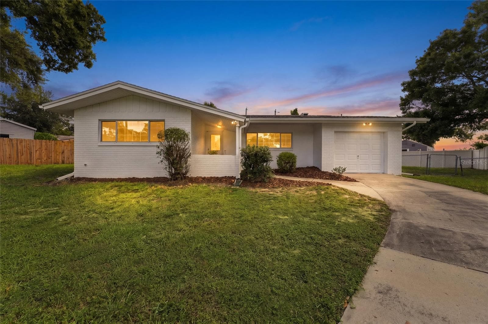 Single Family Residence at 1773 LONDON LN, CLEARWATER, photo 3 of 78