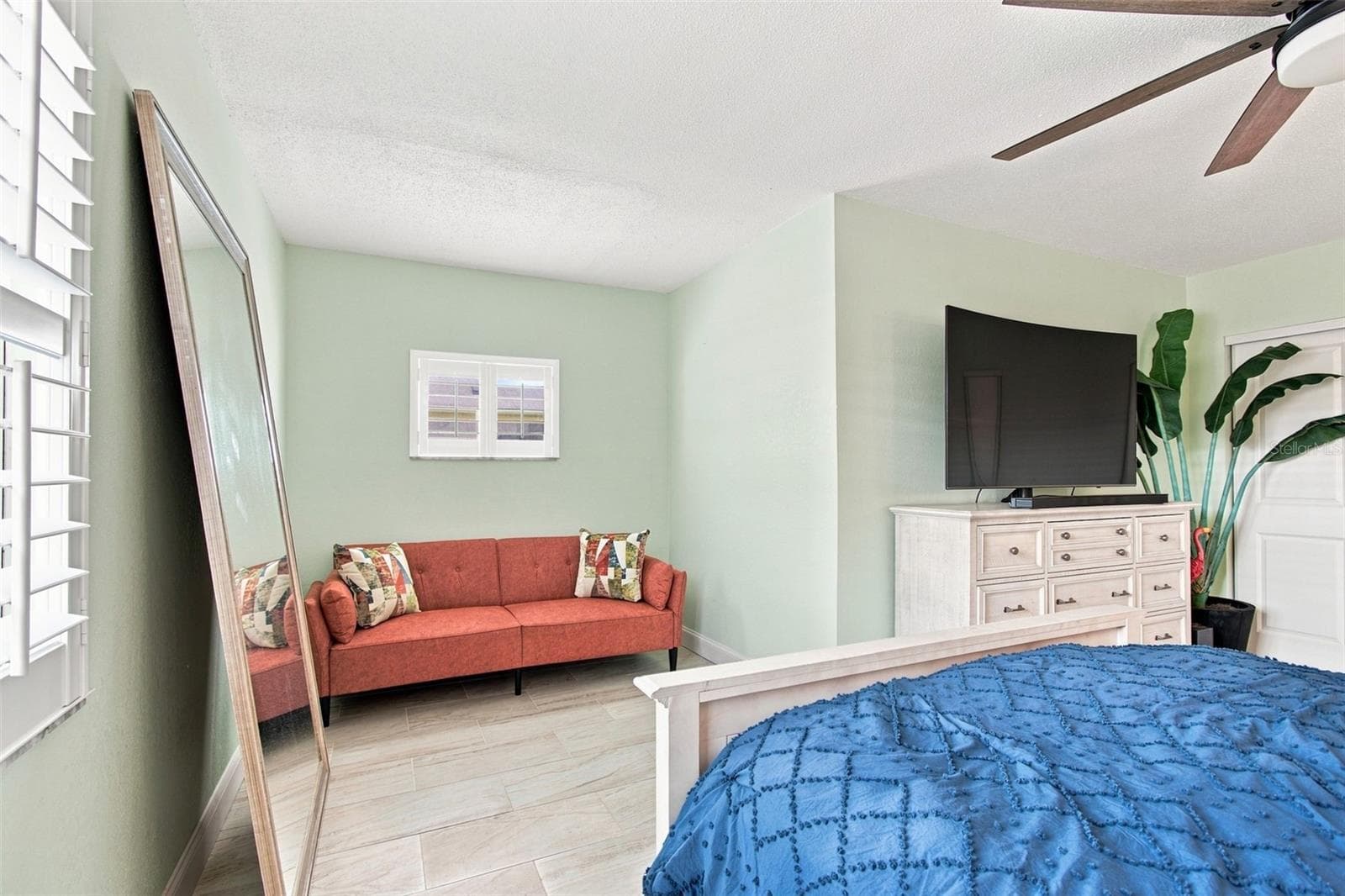 Bedroom 4 Downstairs - 201 LAGOON DR, PALM HARBOR