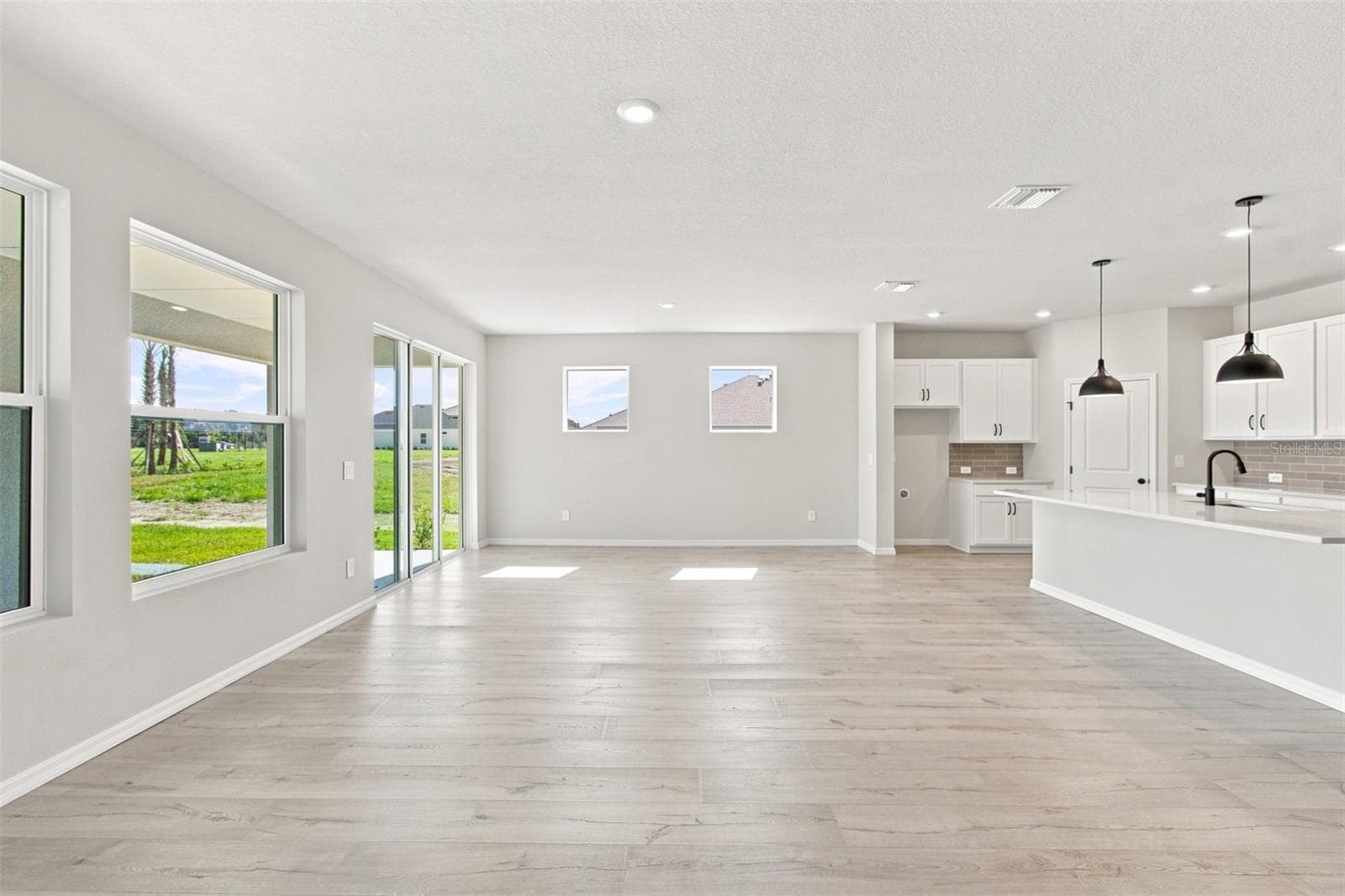 Family Room - 314 STETSON RISE CT, PLANT CITY