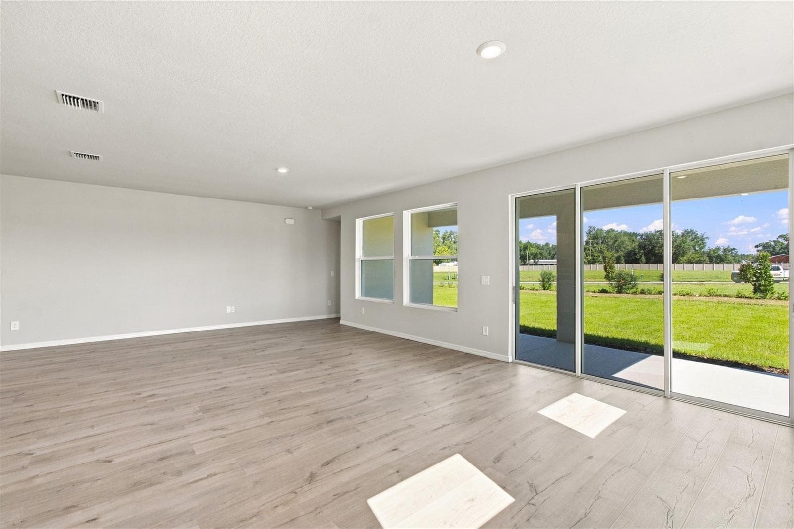 Family Room - 314 STETSON RISE CT, PLANT CITY