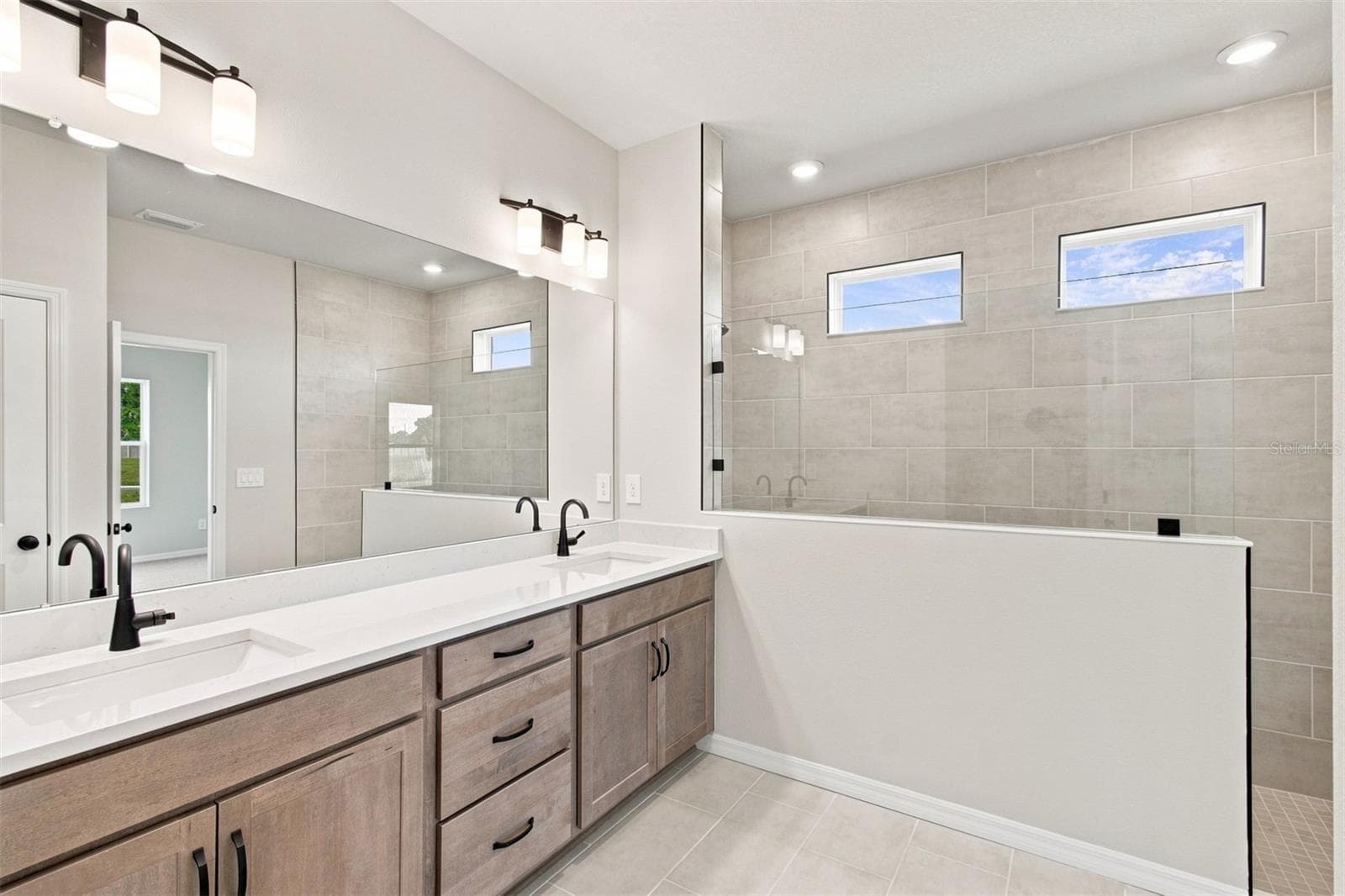 Owner's Bath - 314 STETSON RISE CT, PLANT CITY
