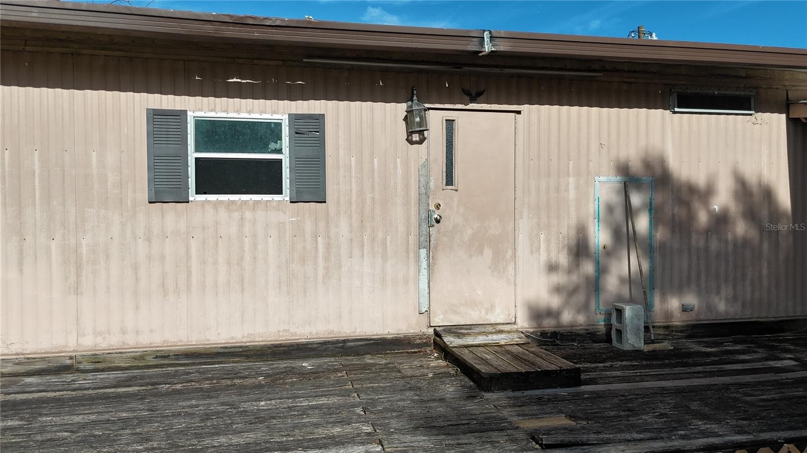 Manufactured Home at 3216 JACK JONES RD, WAUCHULA, photo 2 of 78