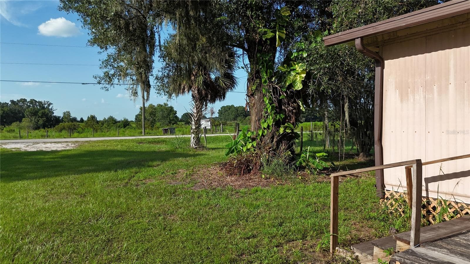 Manufactured Home at 3216 JACK JONES RD, WAUCHULA, photo 3 of 78