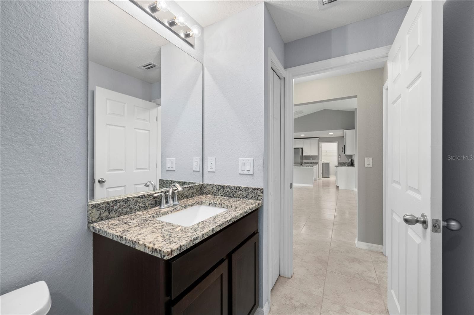 Guest Bathroom with Vanity, Tub and Shower - 4302 NW 32ND ST, CAPE CORAL