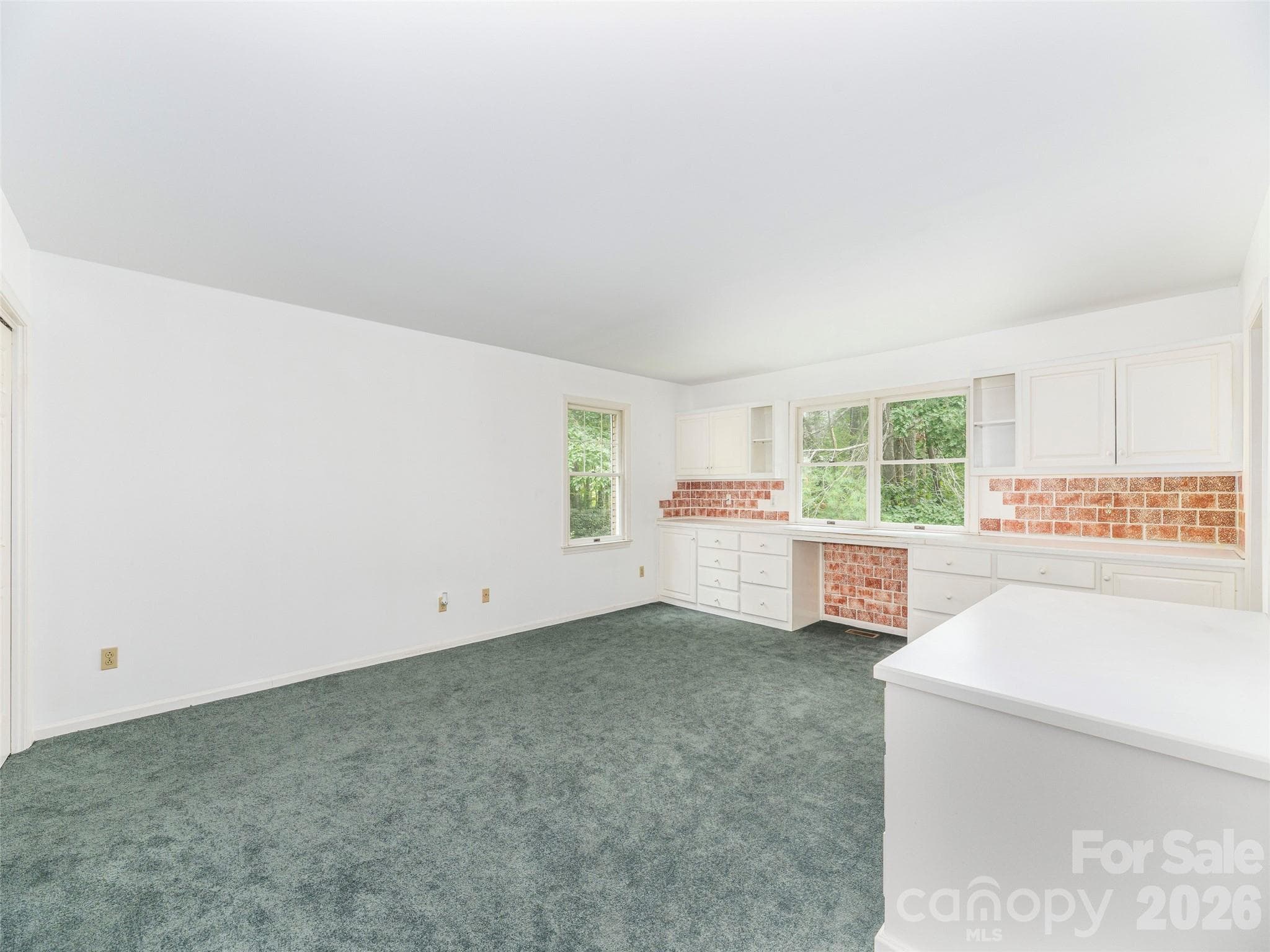 Single Family Residence at 200 Heathcote Road, Hendersonville, photo 24 of 46