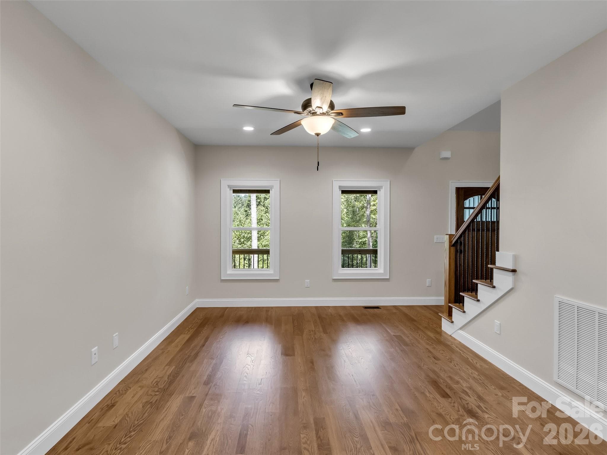 Single Family Residence at 146 Bradford Park, Clyde, photo 7 of 39