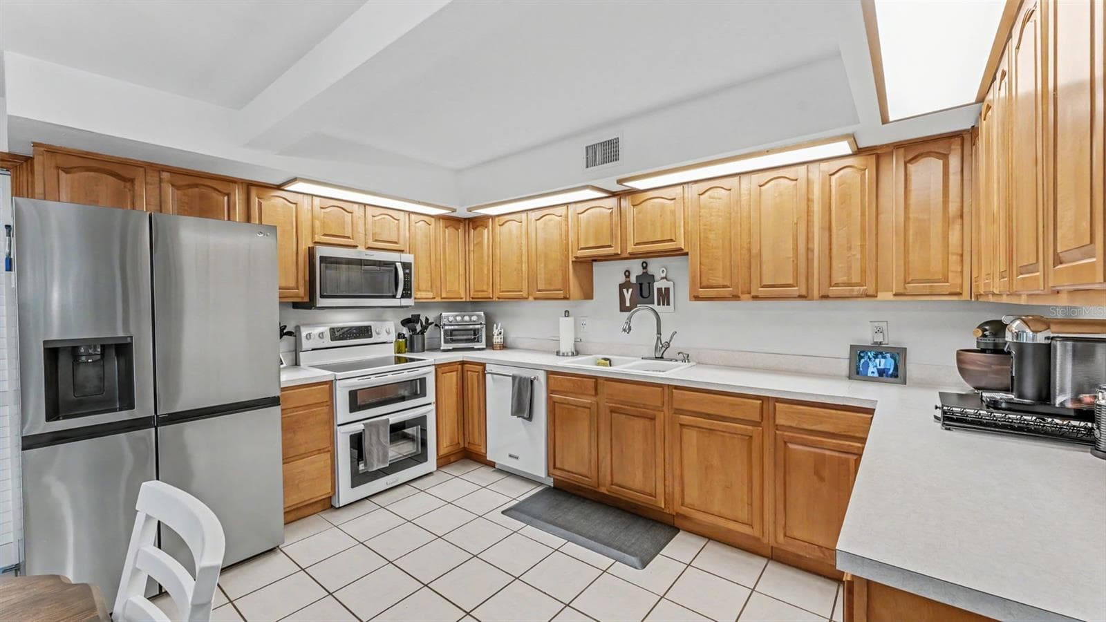 Single Family Residence at 680 SUNSET DR, BARTOW, photo 13 of 45