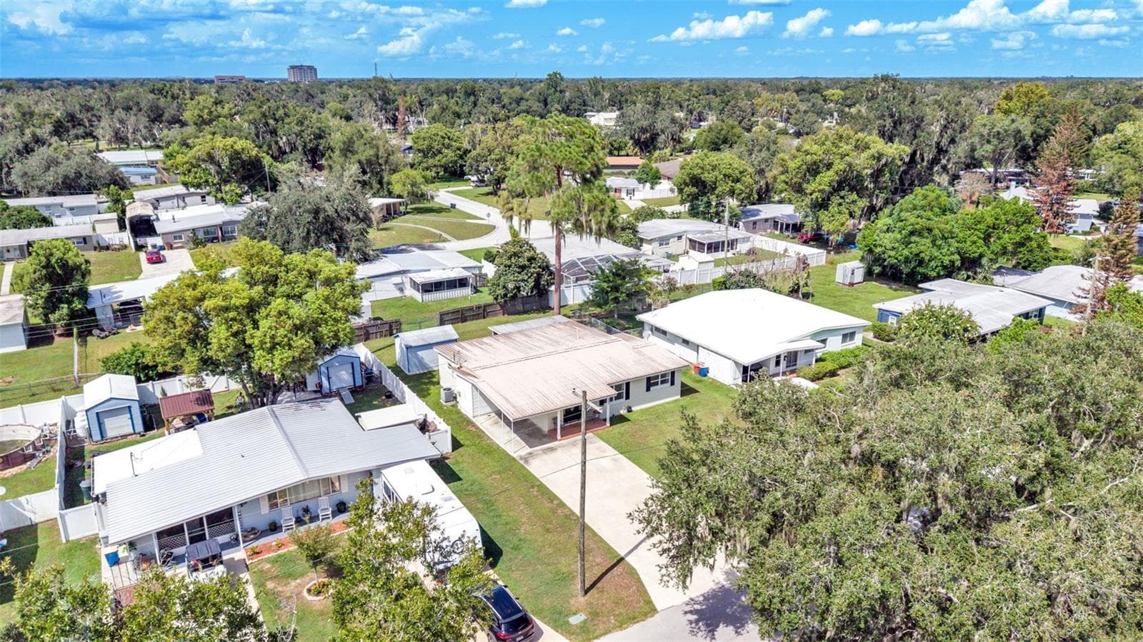 Single Family Residence at 680 SUNSET DR, BARTOW, photo 42 of 45