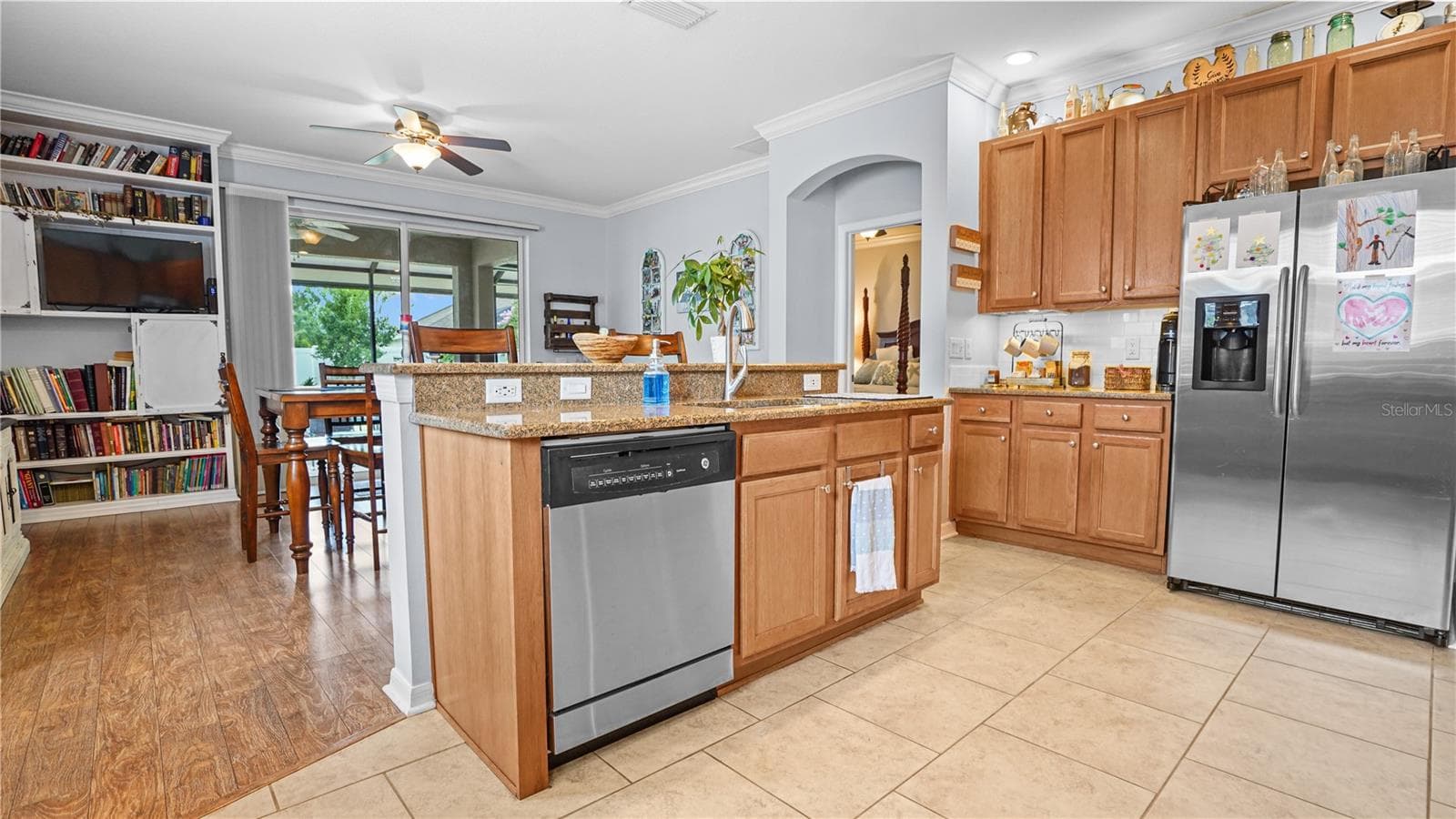 Single Family Residence at 19420 SUNSET BAY DR, LAND O LAKES, photo 8 of 56