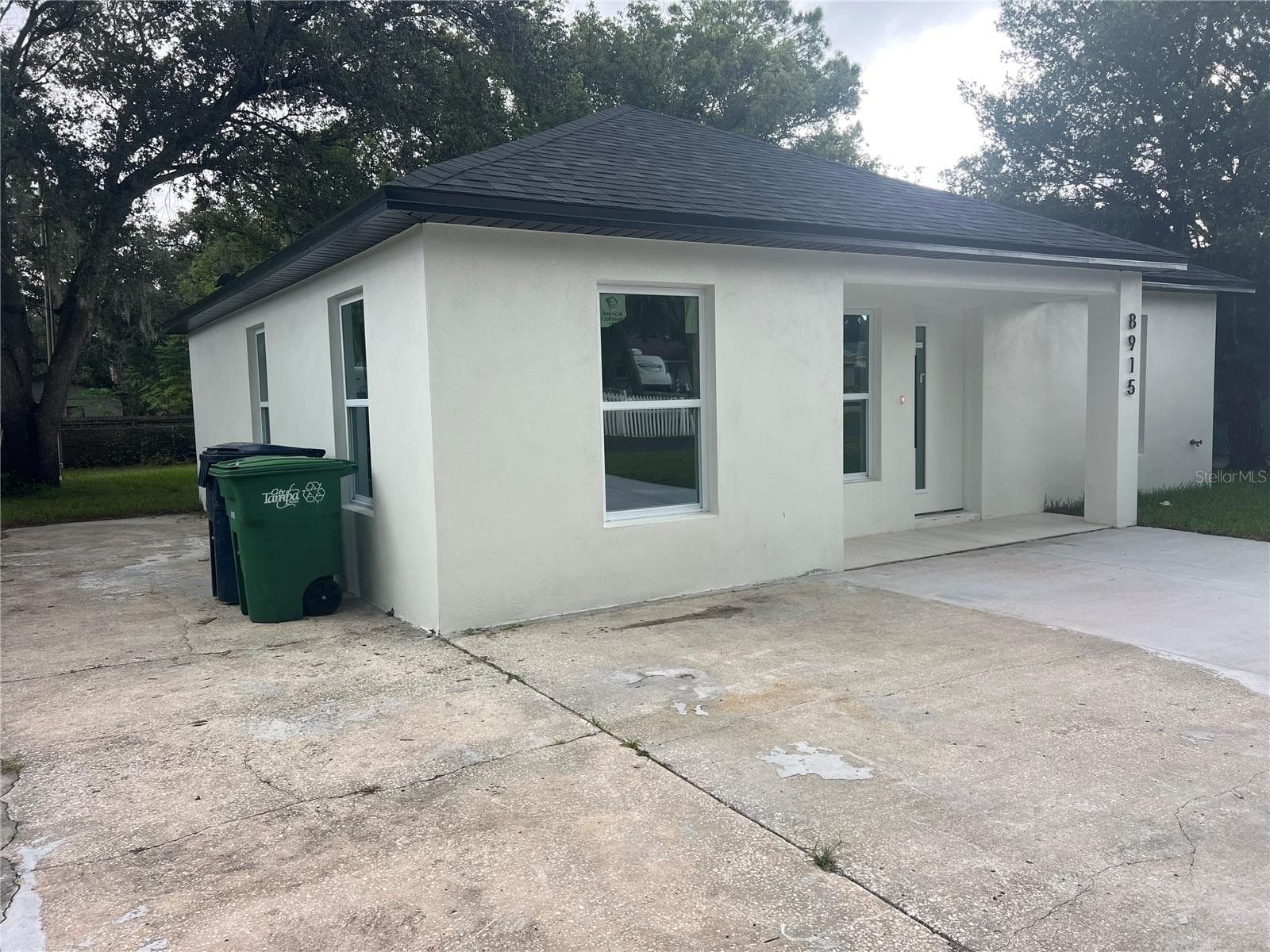 Single Family Residence at 8915 N WILLOW AVE, TAMPA, photo 43 of 47