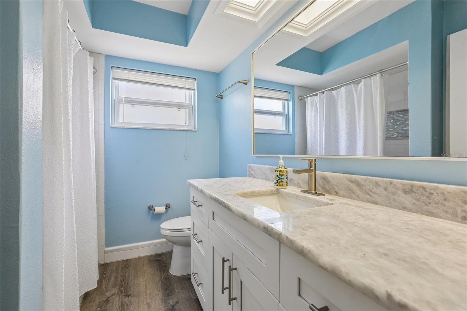 Guest Bathroom - 13178 88TH AVE N, SEMINOLE