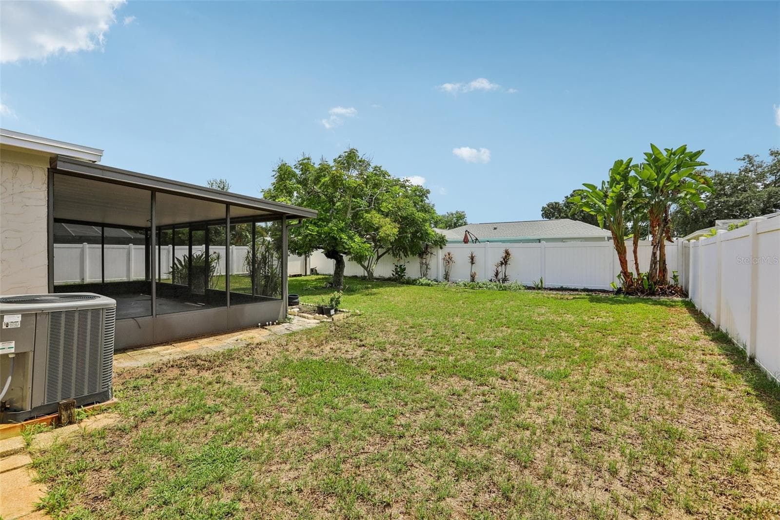 Oversized Fully Fenced Yard with Room for a Pool - 13178 88TH AVE N, SEMINOLE