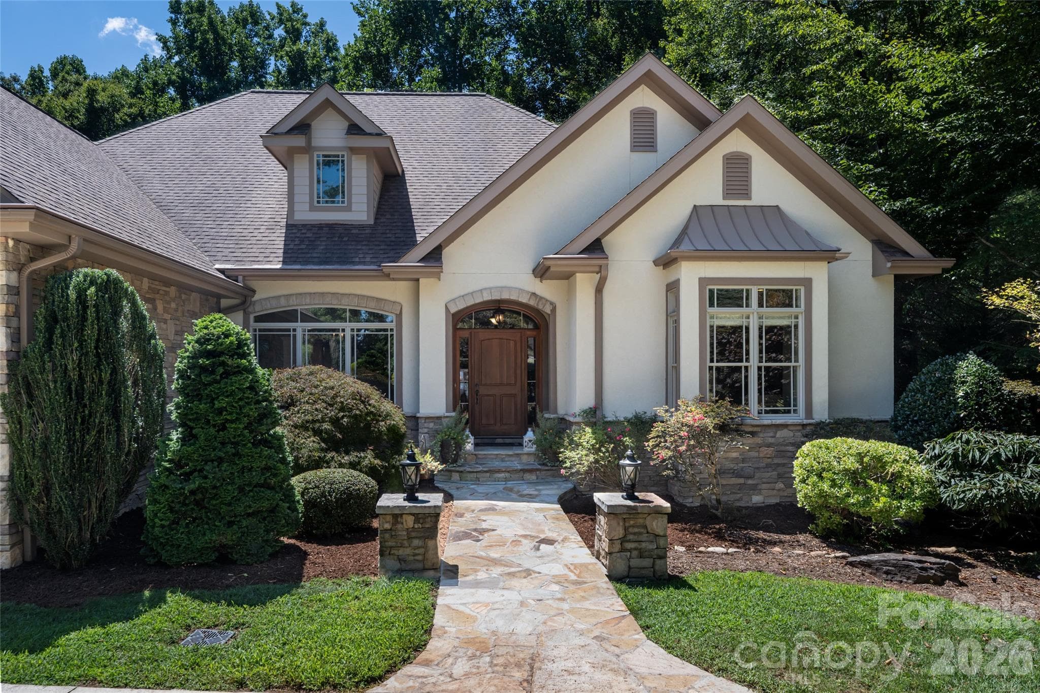 170 Cape Martin Circle - 170 Cape Martin Circle, Hendersonville