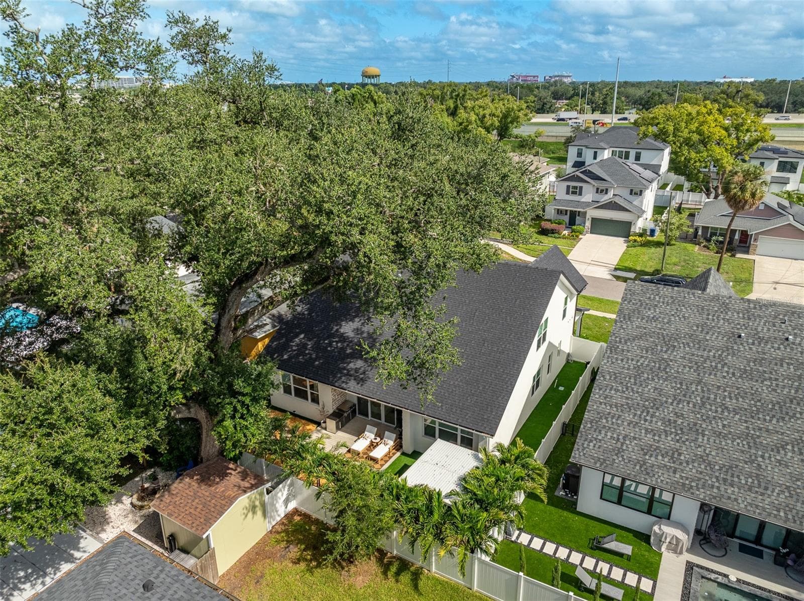 Single Family Residence at 3206 W ARCH ST, TAMPA, photo 64 of 71