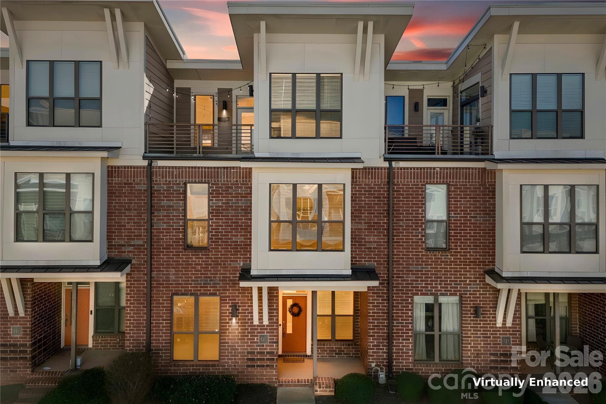 Townhouse at Charlotte, photo 2 of 40