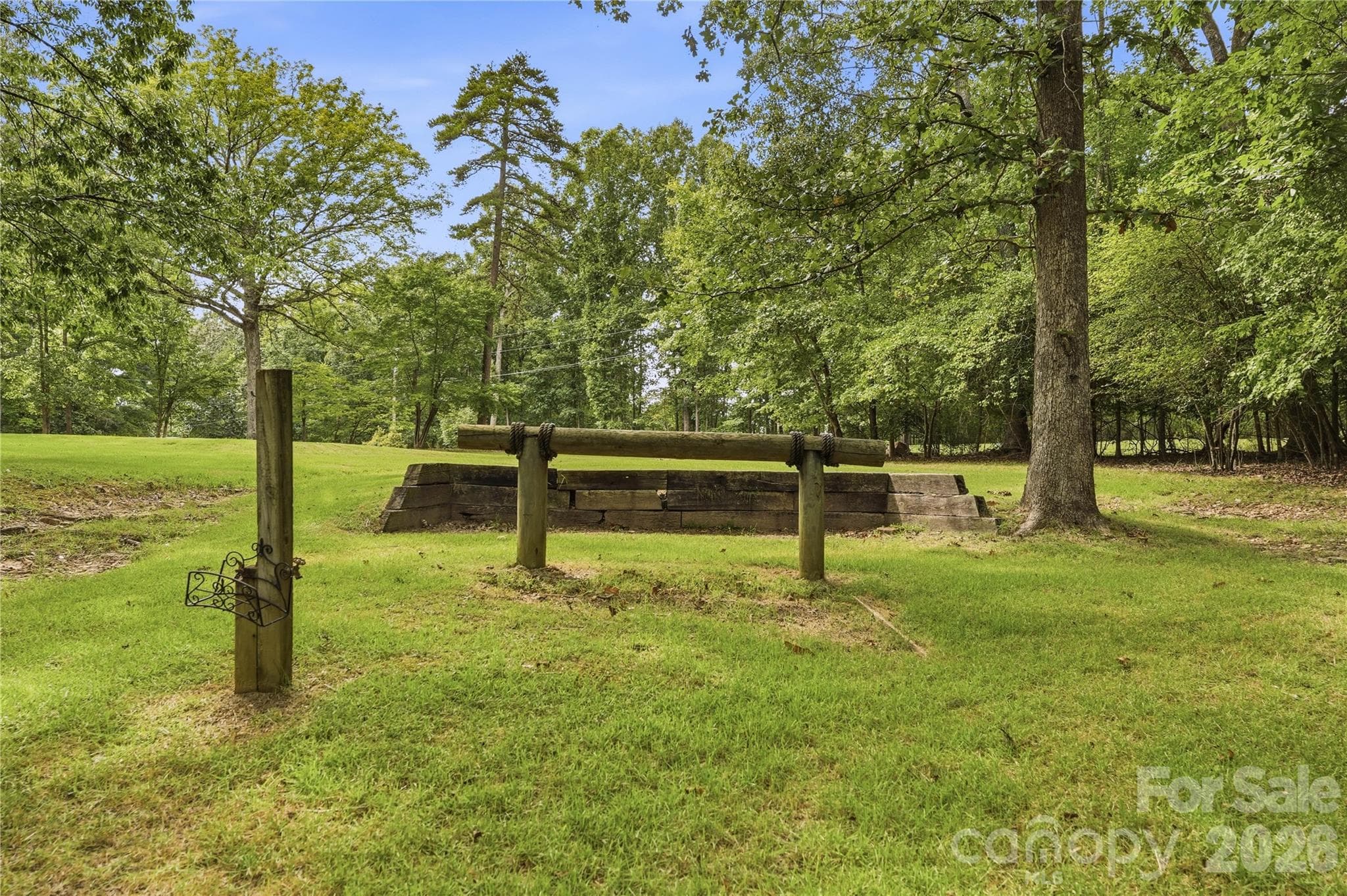 Single Family Residence at 2505 Mountain Folk Lane, Waxhaw, photo 7 of 48