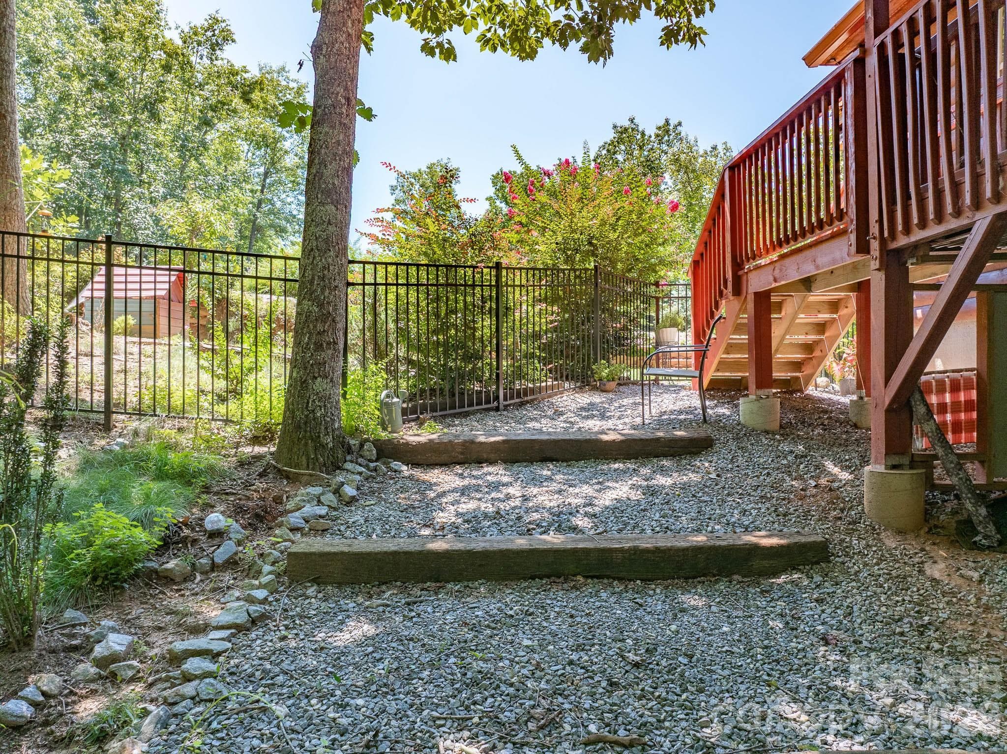 Single Family Residence at 257 Adirondack Trail, Nebo, photo 37 of 48