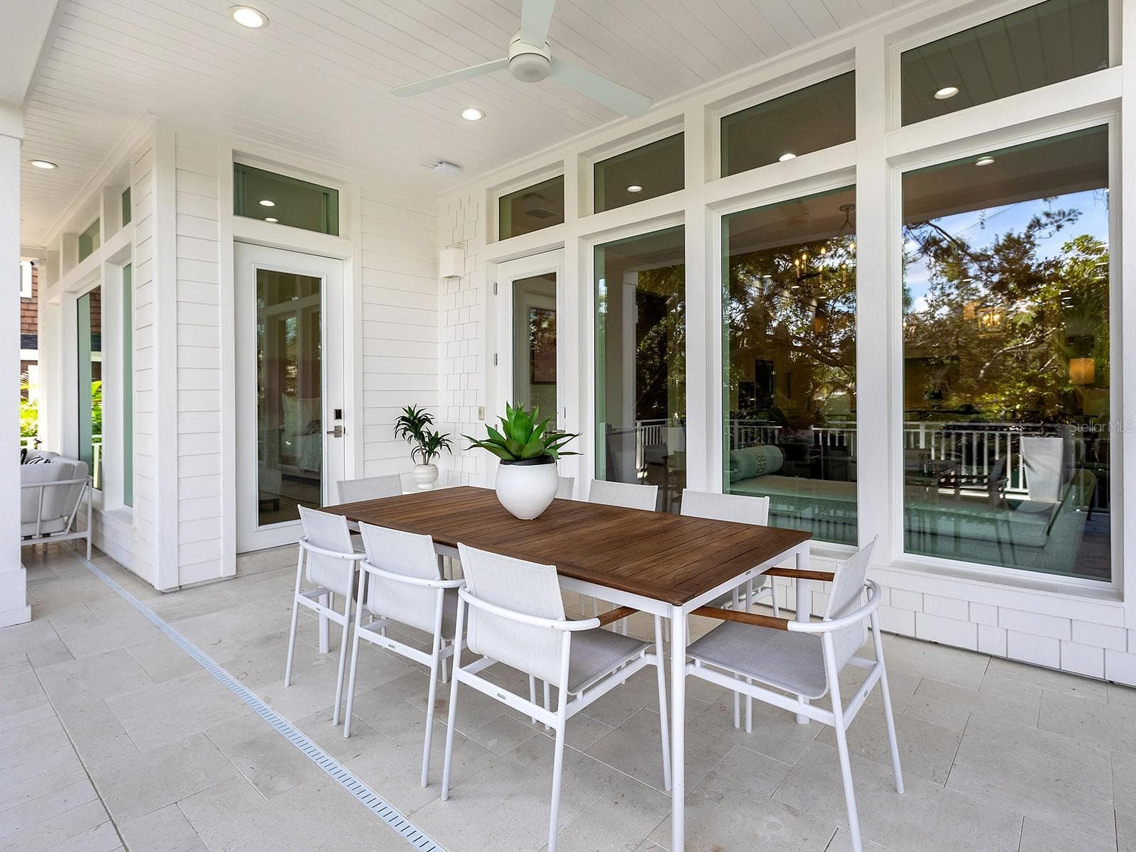 Single Family Residence at 1621 BAY POINT CT, SARASOTA, photo 18 of 84