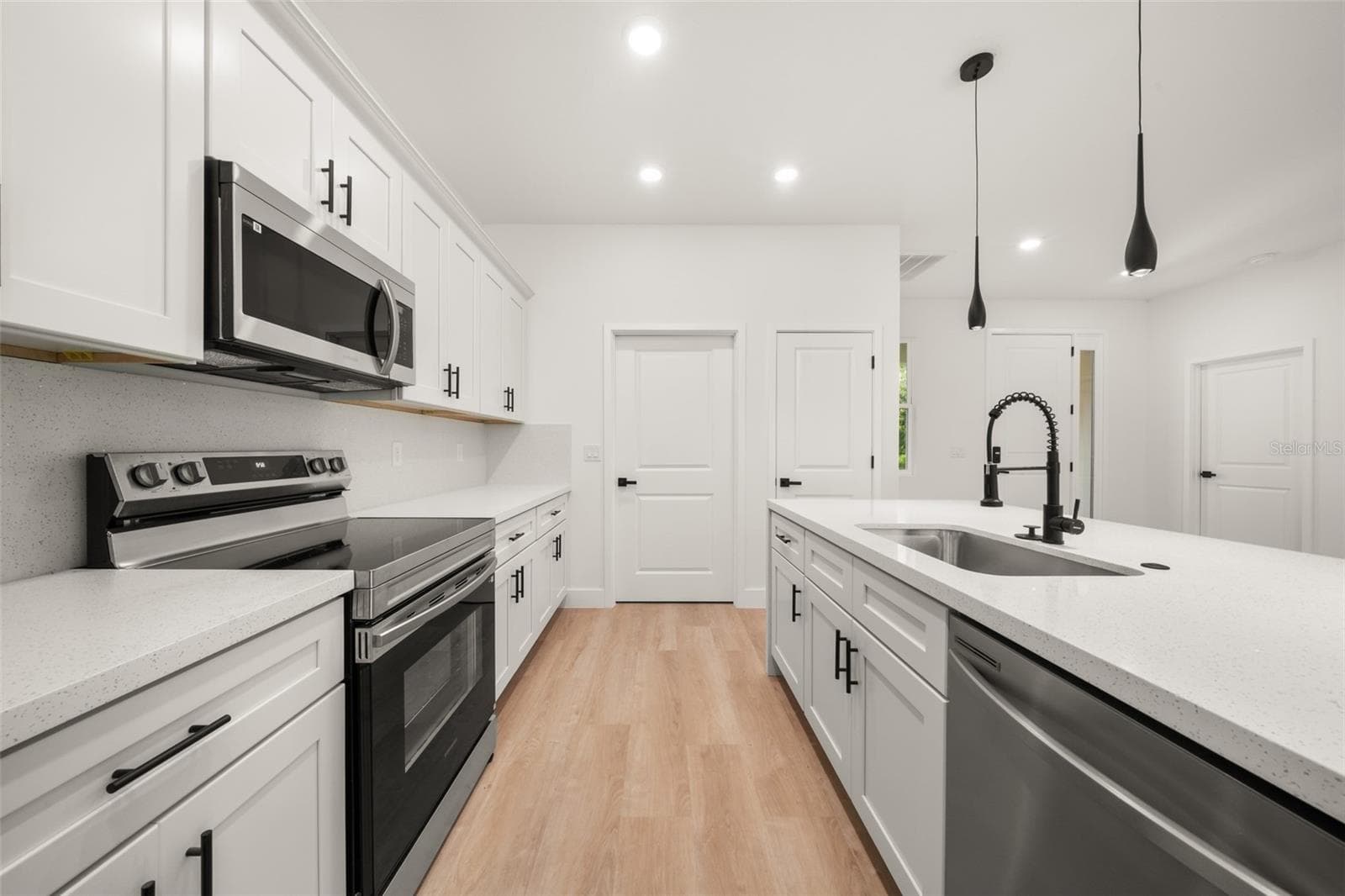 Single Family Residence at 8636 SUN N LAKE BLVD, SEBRING, photo 14 of 53