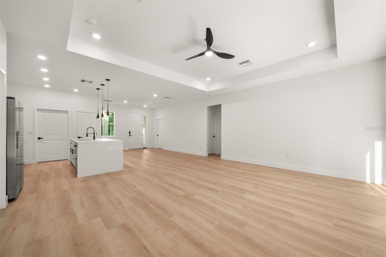 Single Family Residence at 8636 SUN N LAKE BLVD, SEBRING, photo 24 of 53