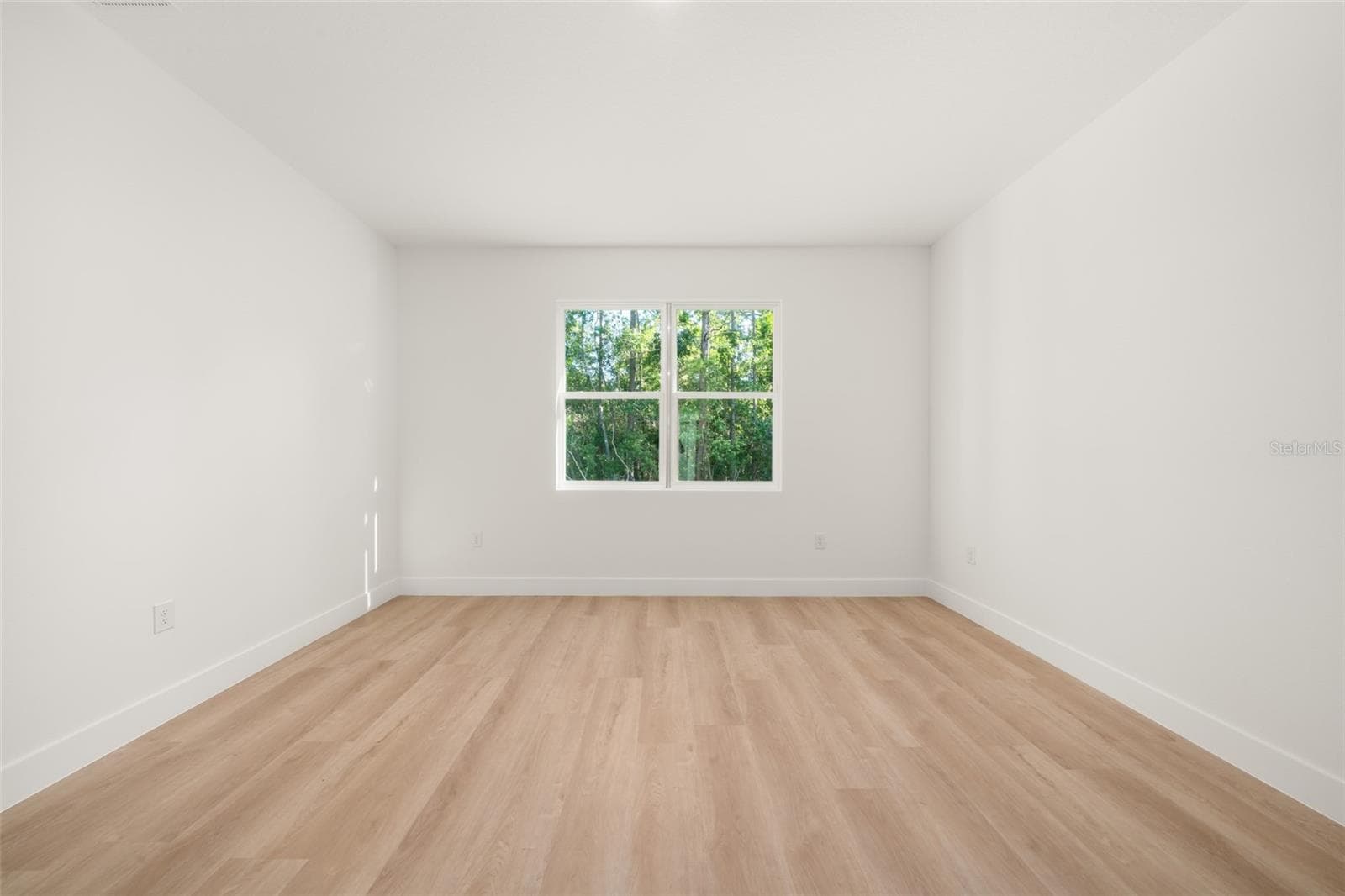 Single Family Residence at 8636 SUN N LAKE BLVD, SEBRING, photo 27 of 53